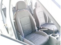 Recambio de asiento delantero derecho para mazda 2 (dy) 1.25 (dy3w) referencia OEM IAM   