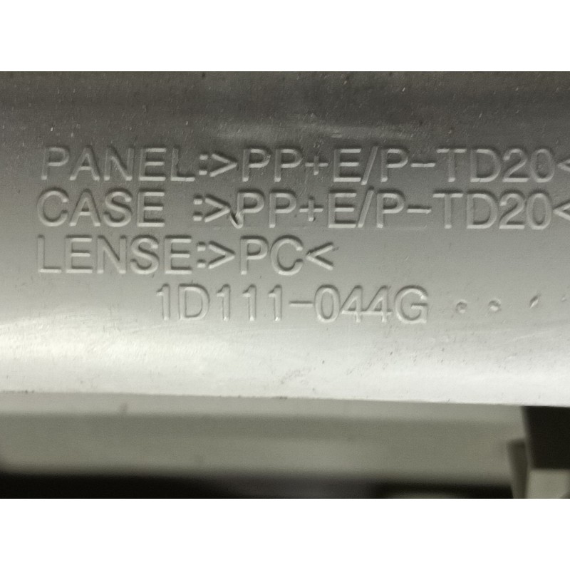 Recambio de luz interior para lexus is200 (ds2/is2) 220d referencia OEM IAM 8126053021B0 1D111044G 