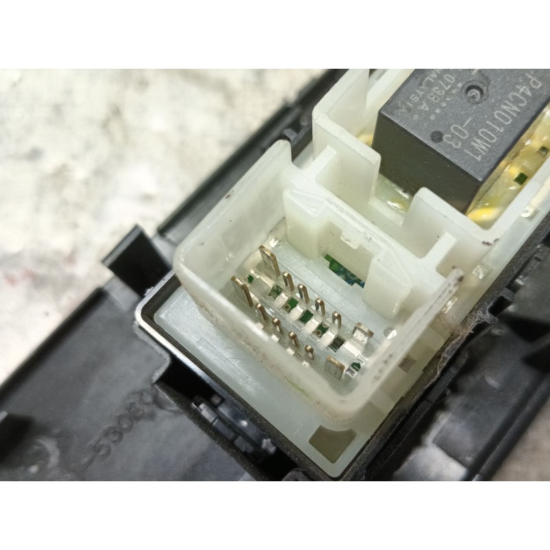 Recambio de mando elevalunas delantero derecho para lexus is200 (ds2/is2) 220d referencia OEM IAM   