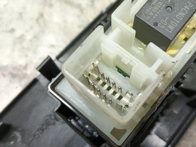 Recambio de mando elevalunas delantero derecho para lexus is200 (ds2/is2) 220d referencia OEM IAM   