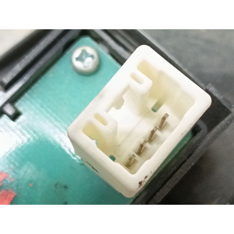 Recambio de mando elevalunas delantero derecho para lexus is200 (ds2/is2) 220d referencia OEM IAM   