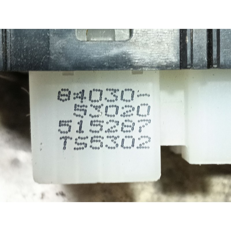 Recambio de mando elevalunas delantero derecho para lexus is200 (ds2/is2) 220d referencia OEM IAM   