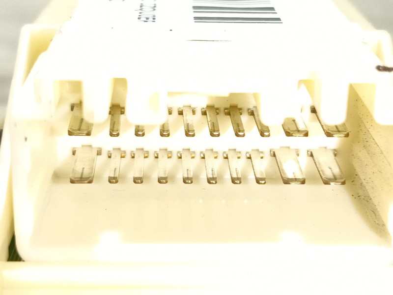 Recambio de mando elevalunas delantero izquierdo para lexus is200 (ds2/is2) 220d referencia OEM IAM   