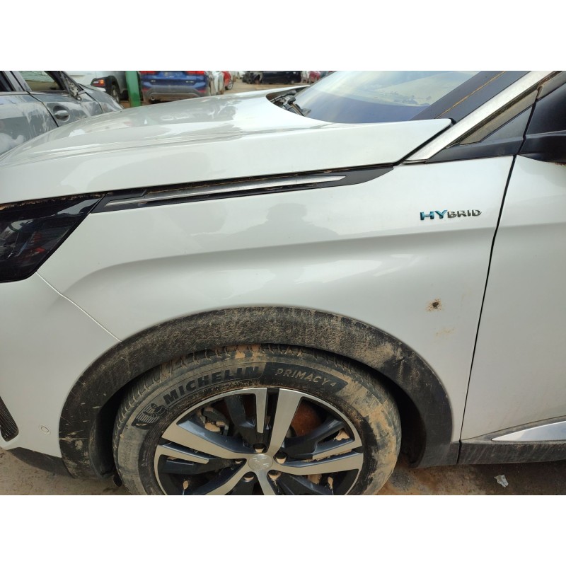 Recambio de aleta delantera izquierda para peugeot 3008 suv (mc_, mr_, mj_, m4_) hybrid referencia OEM IAM 9812305780  