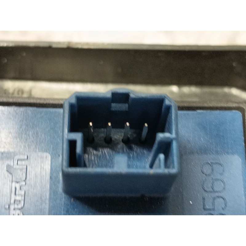 Recambio de mando elevalunas delantero derecho para peugeot bipper tepee basis referencia OEM IAM   