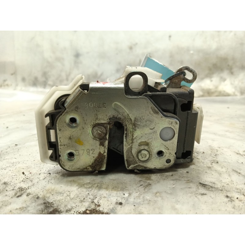 Recambio de cerradura puerta delantera derecha para peugeot bipper tepee basis referencia OEM IAM   