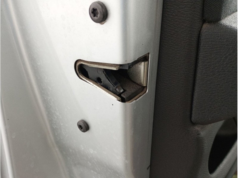 Recambio de cerradura puerta delantera izquierda para bmw x3 (e83) xdrive 20 d referencia OEM IAM   