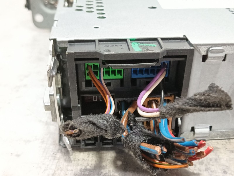 Recambio de sistema audio / radio cd para seat ibiza iv (6j5, 6p1) 1.4 referencia OEM IAM 6J1035153G SEZAZ2L1861254 