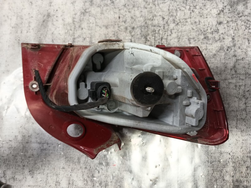 Recambio de piloto trasero derecho para seat ibiza iv (6j5, 6p1) 1.4 referencia OEM IAM   