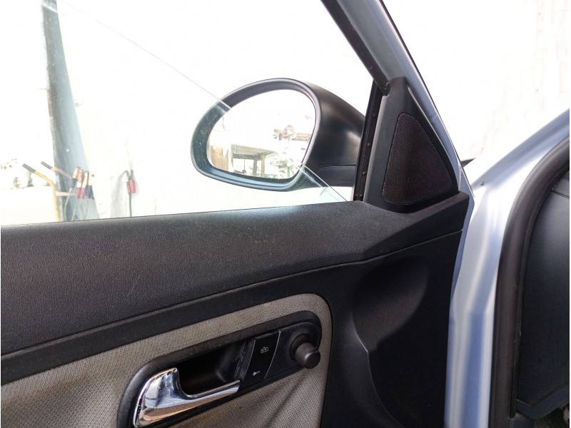 Recambio de retrovisor izquierdo para seat ibiza iii (6l1) 1.9 sdi referencia OEM IAM 0  
