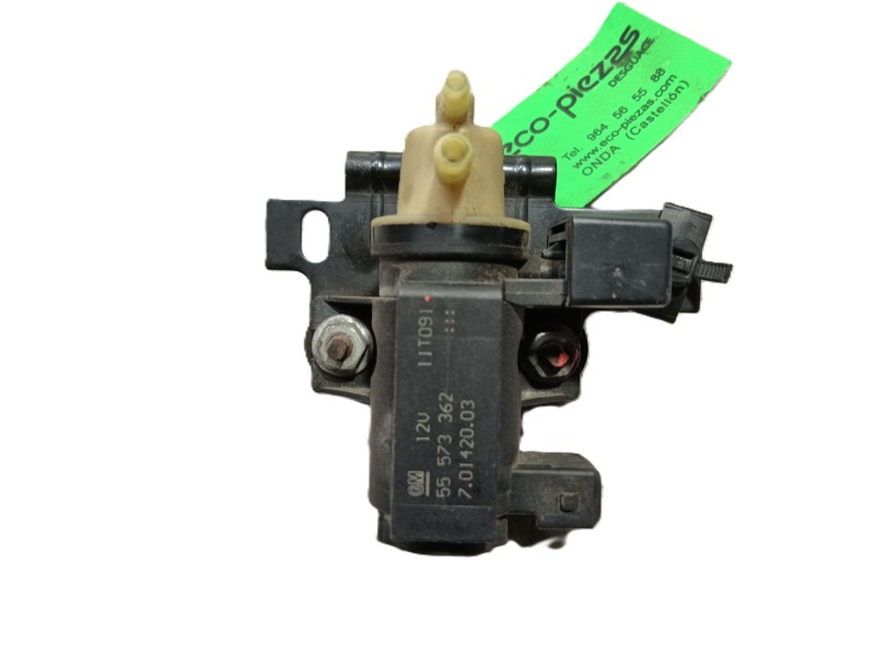 Recambio de valvula aire adicional para opel insignia berlina cosmo referencia OEM IAM 55575611 70142003 