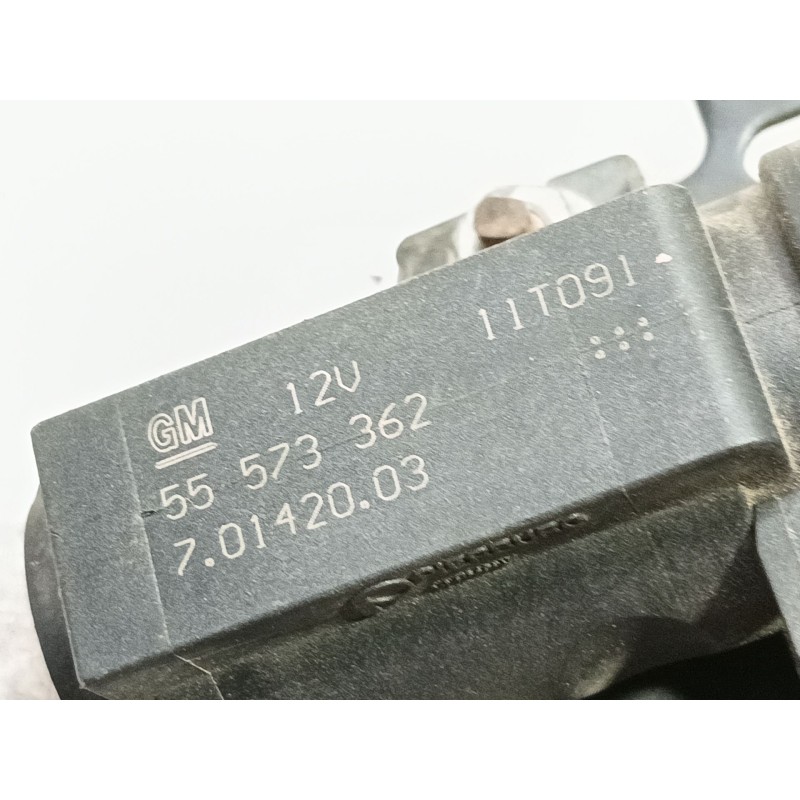 Recambio de valvula aire adicional para opel insignia berlina cosmo referencia OEM IAM 55575611 70142003 