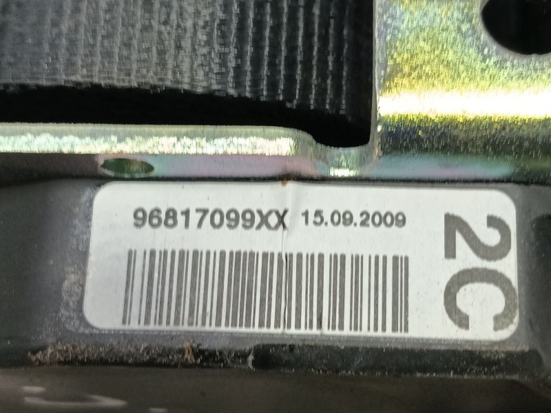 Recambio de cinturon seguridad trasero central para citroën c3 picasso (sh_) 1.6 hdi referencia OEM IAM   
