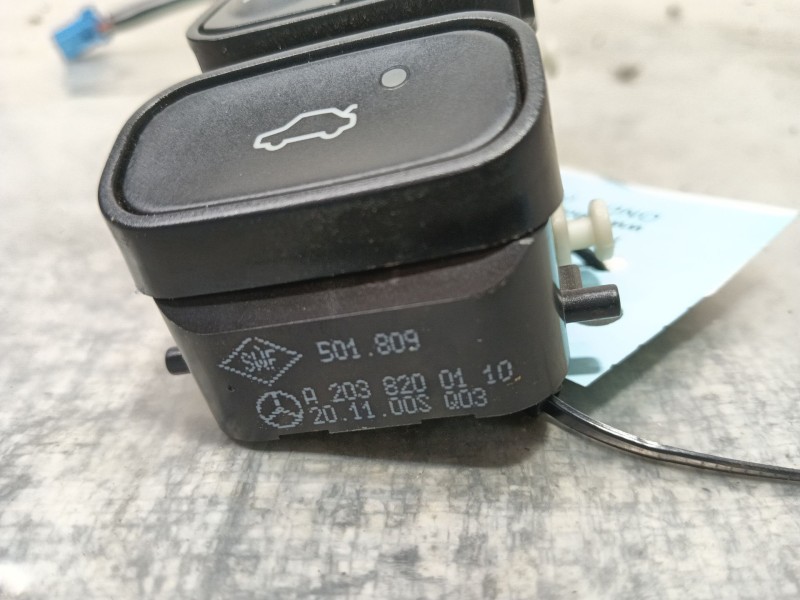 Recambio de mando elevalunas delantero izquierdo para mercedes-benz clase c (w203) c 200 kompressor (203.045) referencia OEM IAM