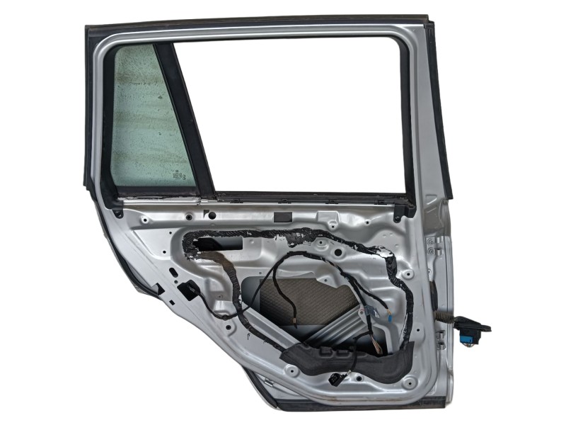 Recambio de puerta trasera izquierda para bmw x3 (e83) xdrive 20 d referencia OEM IAM   COMPLETA