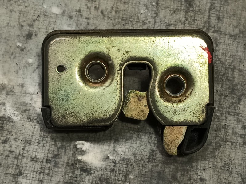 Recambio de cerradura maletero / porton para volkswagen golf iii (1h1) 1.6 referencia OEM IAM 1H6827505B 1H6827505BC 