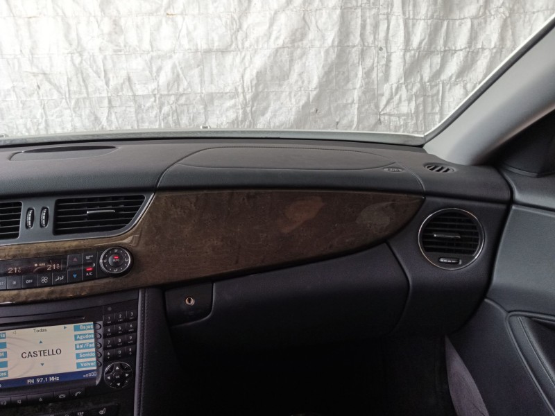 Recambio de salpicadero para mercedes-benz cls (c219) cls 320 cdi (219.322) referencia OEM IAM   
