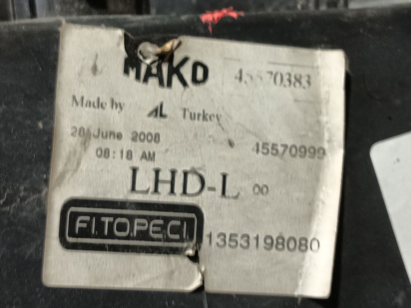 Recambio de faro izquierdo para peugeot bipper tepee basis referencia OEM IAM  PARA PULIR 