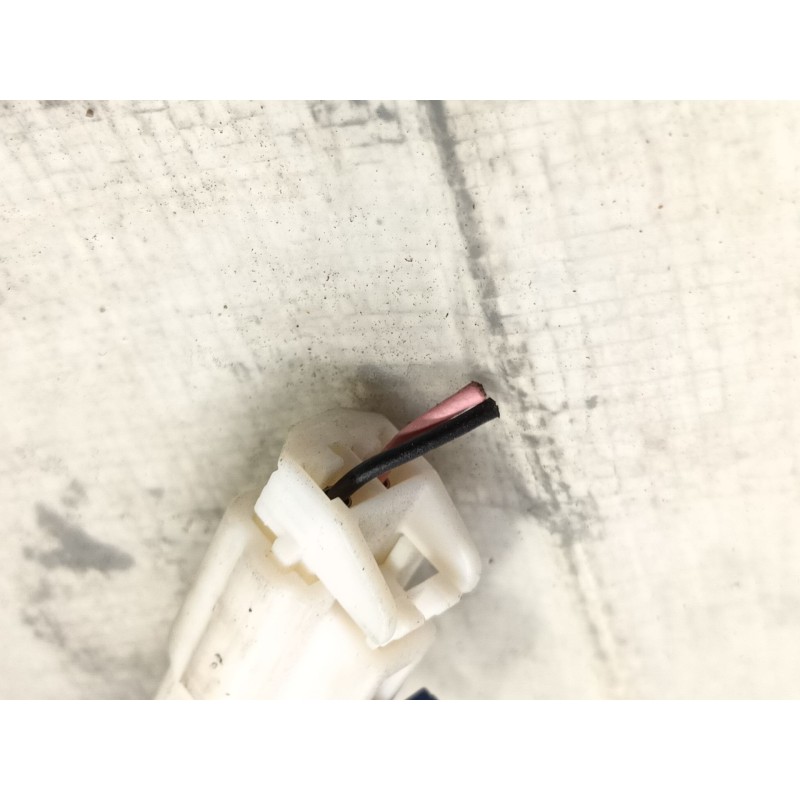 Recambio de enganche cinturon delantero derecho para hyundai bayon (bc3) 1.2 mpi referencia OEM IAM   