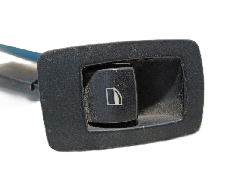 Recambio de mando elevalunas delantero derecho para bmw x3 (e83) xdrive 20 d referencia OEM IAM   