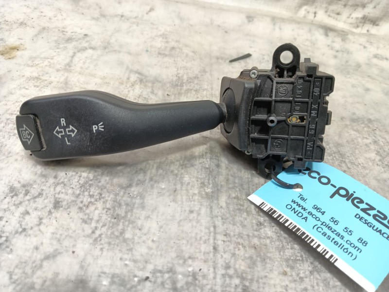 Recambio de mando intermitentes para bmw x3 (e83) xdrive 20 d referencia OEM IAM   
