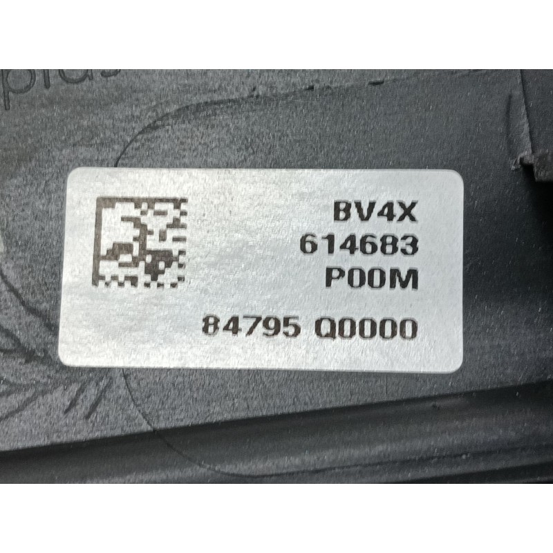 Recambio de rejilla aireadora para hyundai bayon (bc3) 1.2 mpi referencia OEM IAM   