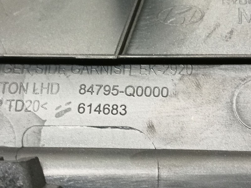 Recambio de rejilla aireadora para hyundai bayon (bc3) 1.2 mpi referencia OEM IAM   