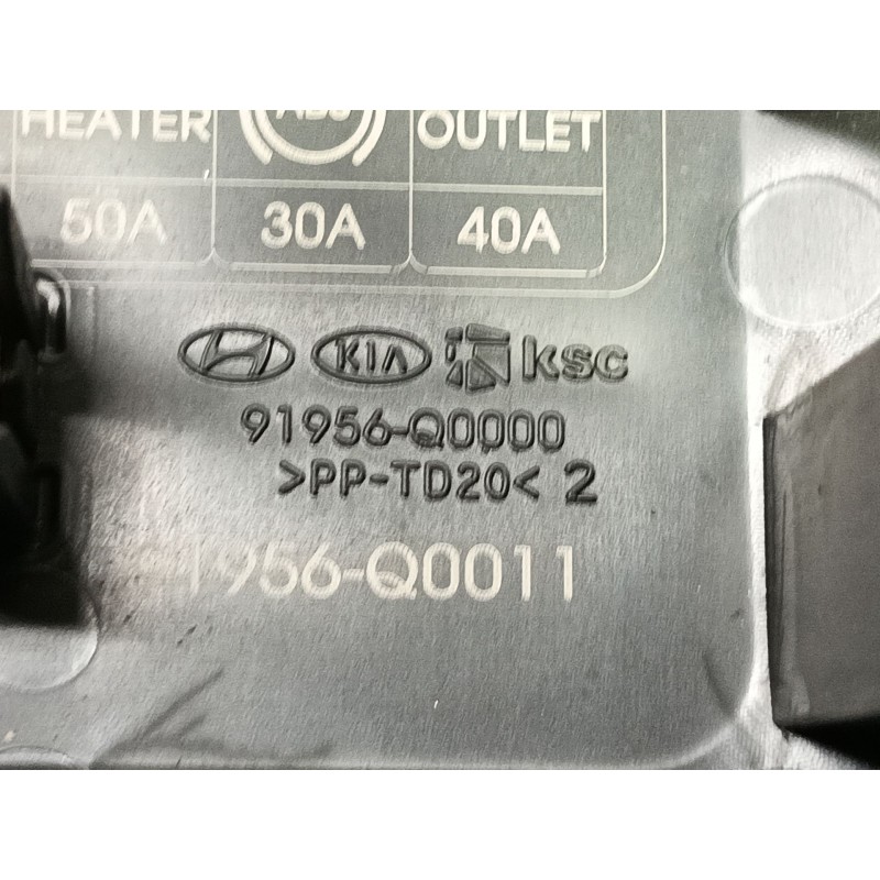 Recambio de caja reles / fusibles para hyundai bayon (bc3) 1.2 mpi referencia OEM IAM   