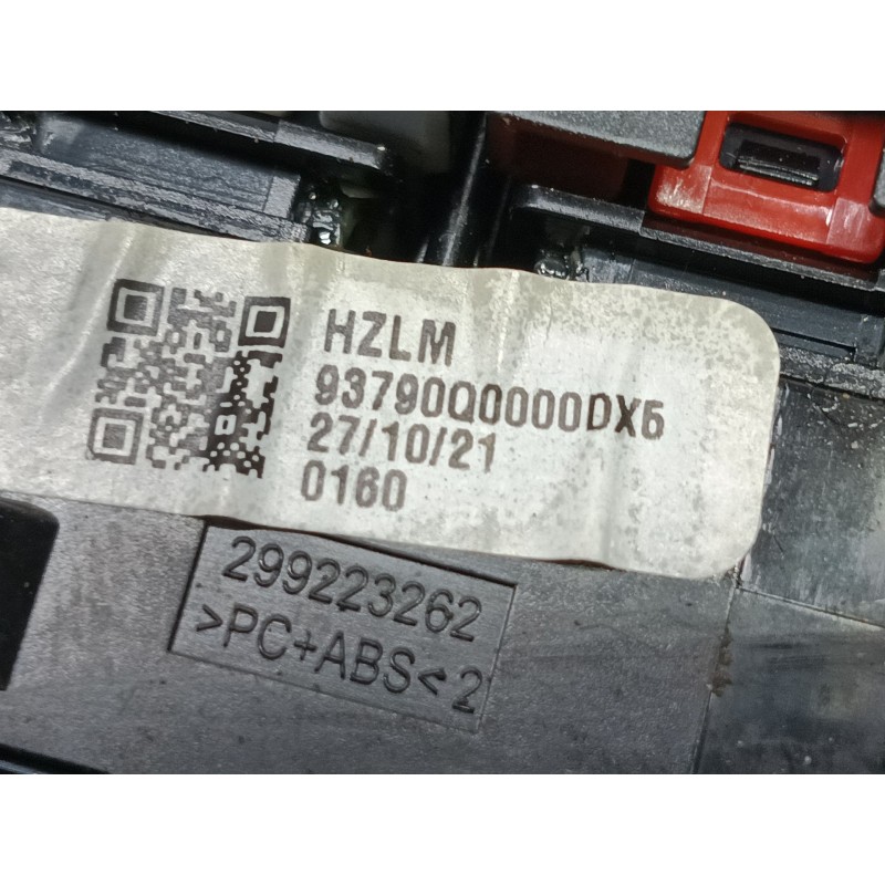 Recambio de warning para hyundai bayon (bc3) 1.2 mpi referencia OEM IAM   
