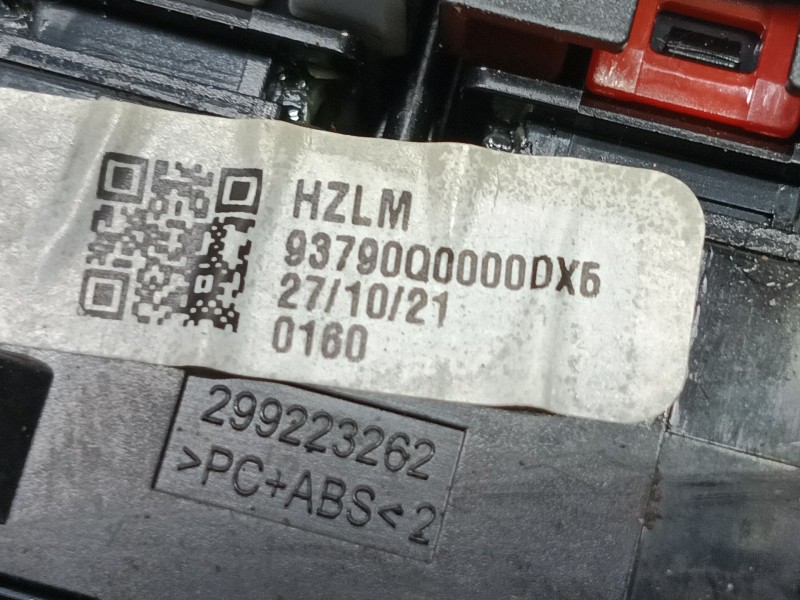Recambio de warning para hyundai bayon (bc3) 1.2 mpi referencia OEM IAM   
