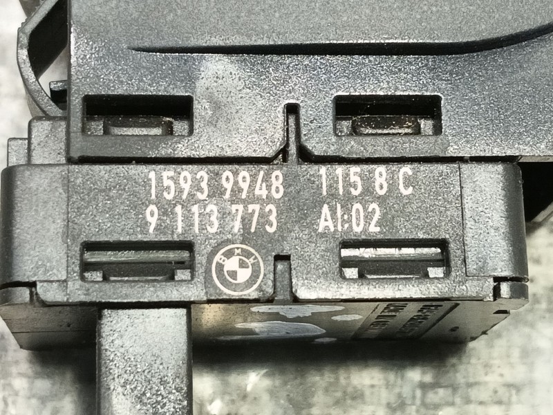 Recambio de mando elevalunas trasero derecho para bmw x3 (e83) xdrive 20 d referencia OEM IAM   