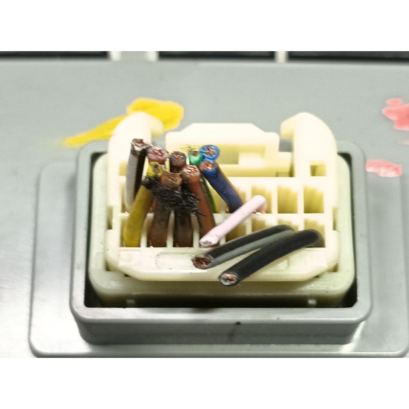 Recambio de interruptor para hyundai bayon (bc3) 1.2 mpi referencia OEM IAM   