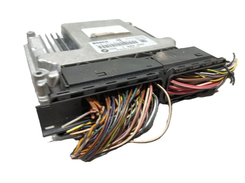 Recambio de centralita motor uce para bmw x3 (e83) xdrive 20 d referencia OEM IAM   