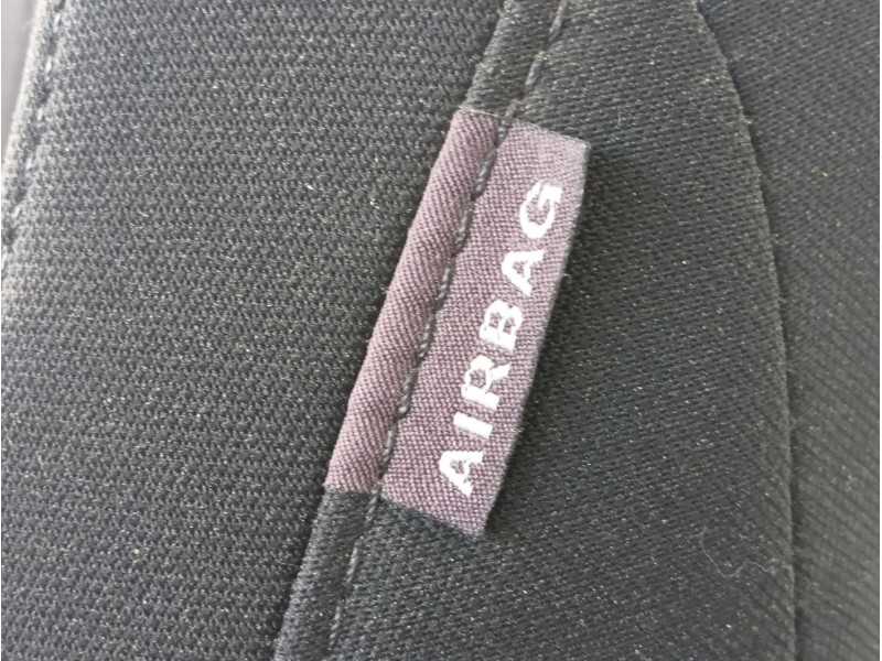 Recambio de asiento delantero izquierdo para hyundai bayon (bc3) 1.2 mpi referencia OEM IAM  88160Q0030V6B 