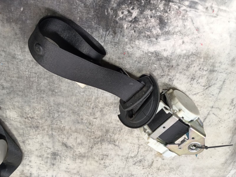 Recambio de cinturon seguridad delantero derecho para bmw x3 (e83) xdrive 20 d referencia OEM IAM   