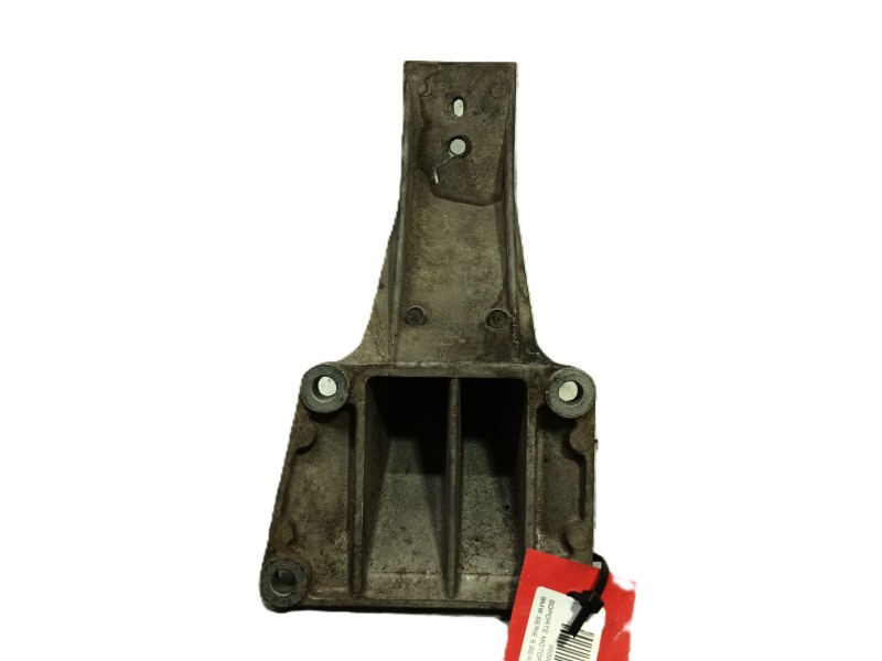 Recambio de soporte motor derecho para bmw serie 5 berlina (e39) 528i referencia OEM IAM 22111092973  