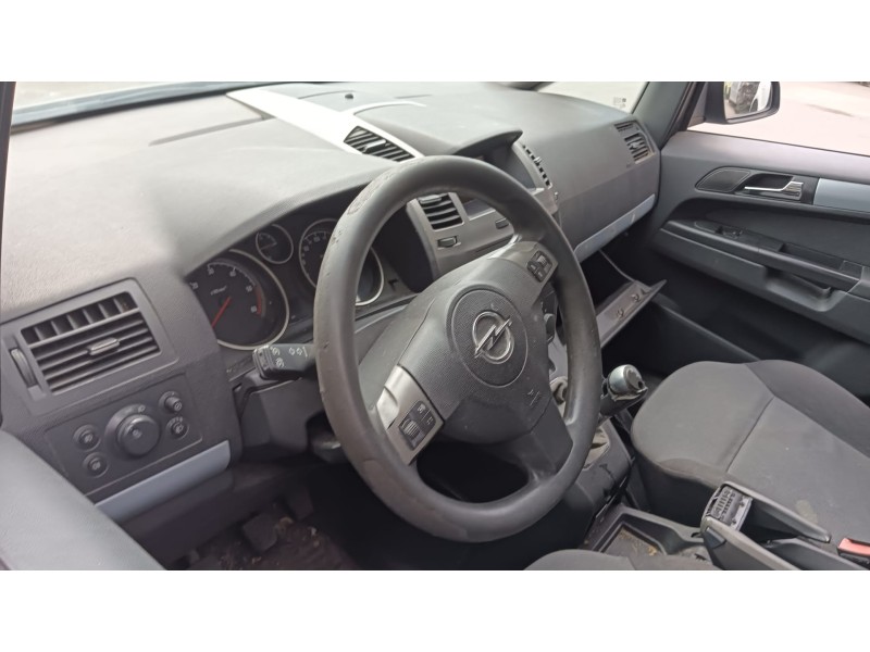 opel zafira / zafira family b (a05) del año 2005