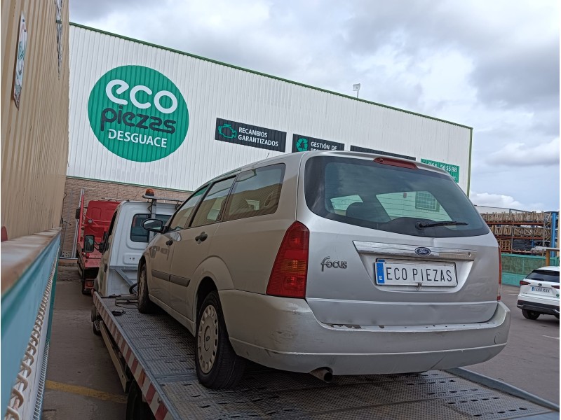 ford focus i turnier (dnw) del año 2001