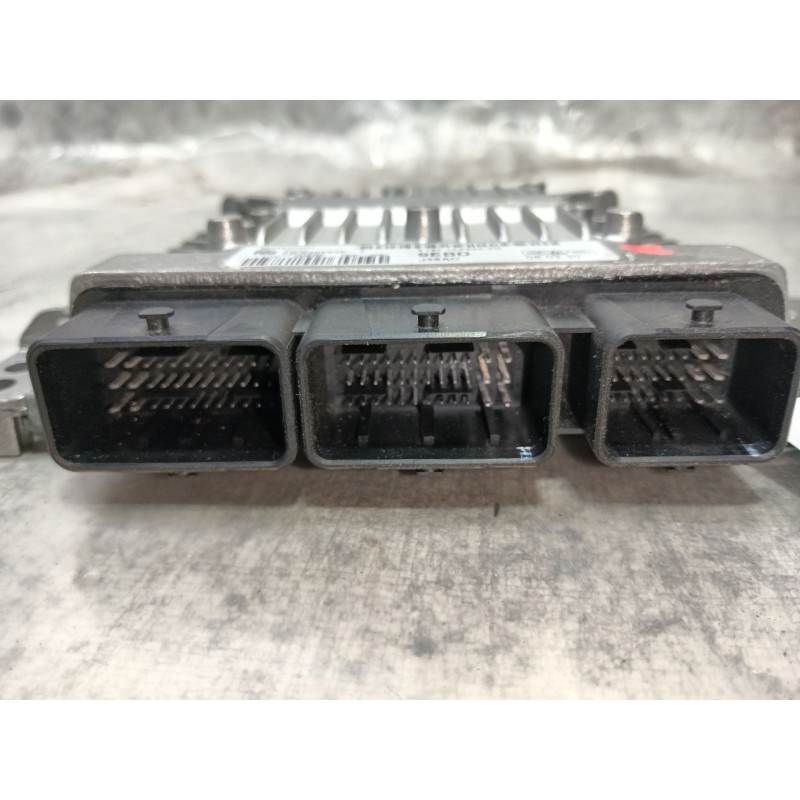 Recambio de centralita motor uce para ford kuga i 2.0 tdci 4x4 referencia OEM IAM   