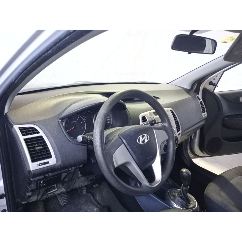Recambio de salpicadero para hyundai i20 i (pb, pbt) 1.4 crdi referencia OEM IAM   