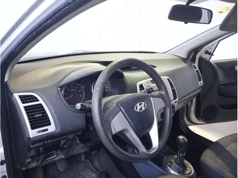 Recambio de salpicadero para hyundai i20 i (pb, pbt) 1.4 crdi referencia OEM IAM   