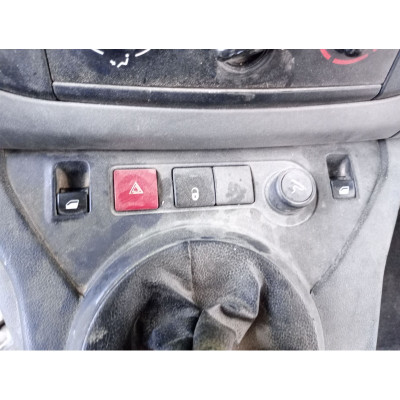 Recambio de mando elevalunas delantero derecho para citroën berlingo multispace (b9) 1.6 hdi 75 / bluehdi 75 referencia OEM IAM 