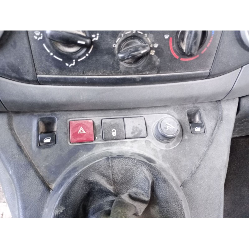 Recambio de mando elevalunas delantero izquierdo para citroën berlingo multispace (b9) 1.6 hdi 75 / bluehdi 75 referencia OEM IA