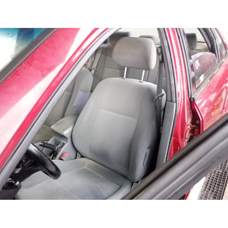 Recambio de asiento delantero izquierdo para chevrolet nubira sedán 1.6 referencia OEM IAM   