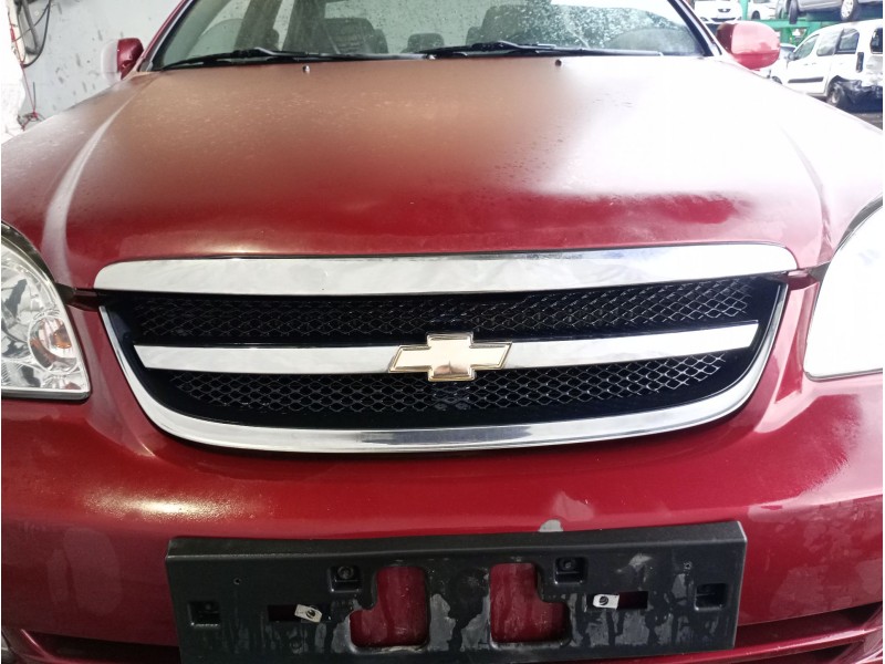 Recambio de rejilla delantera para chevrolet nubira sedán 1.6 referencia OEM IAM   