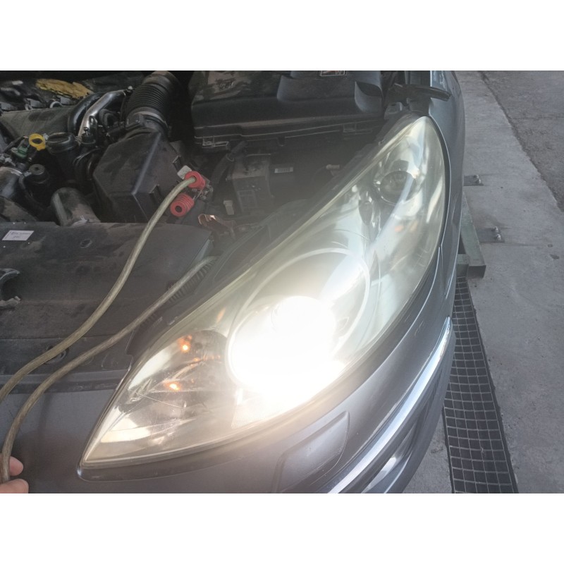 Recambio de faro izquierdo para peugeot 407 sw (6e_, 6d_) 2.0 hdi 135 referencia OEM IAM 0  