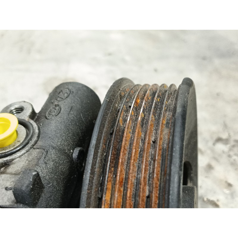 Recambio de bomba direccion para hyundai tucson (jm) 2.0 crdi cat referencia OEM IAM 571002E200  
