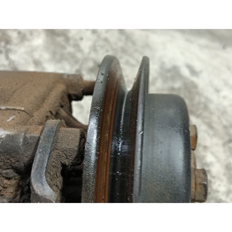 Recambio de bomba direccion para nissan l-35 referencia OEM IAM   