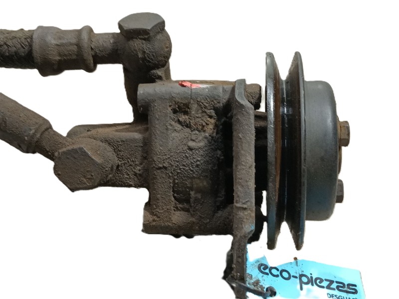 Recambio de bomba direccion para nissan l-35 referencia OEM IAM   