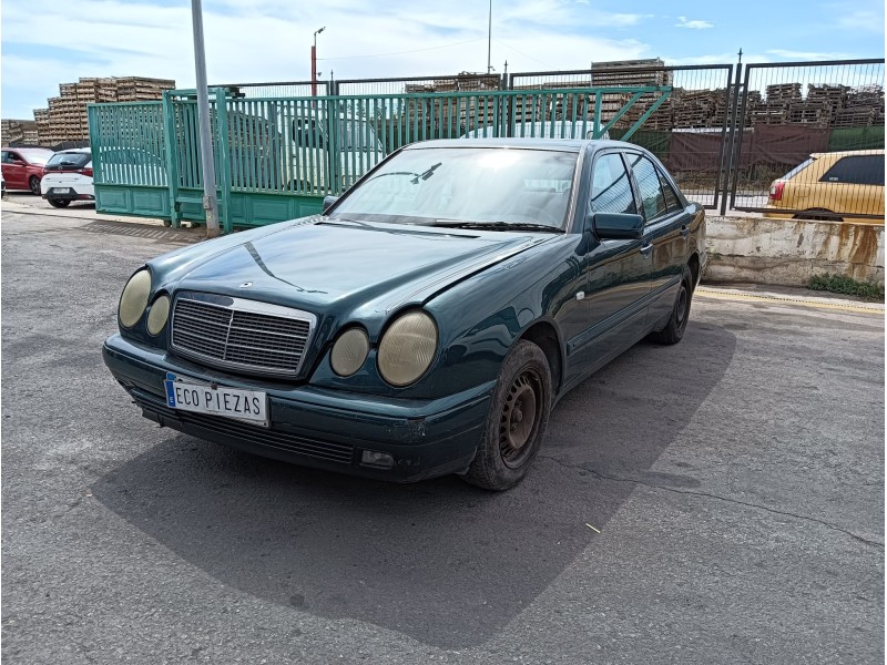 mercedes-benz clase e (w210) del año 1999